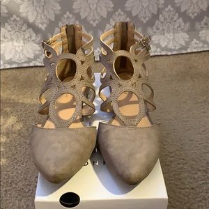 Tan suede strappy flats